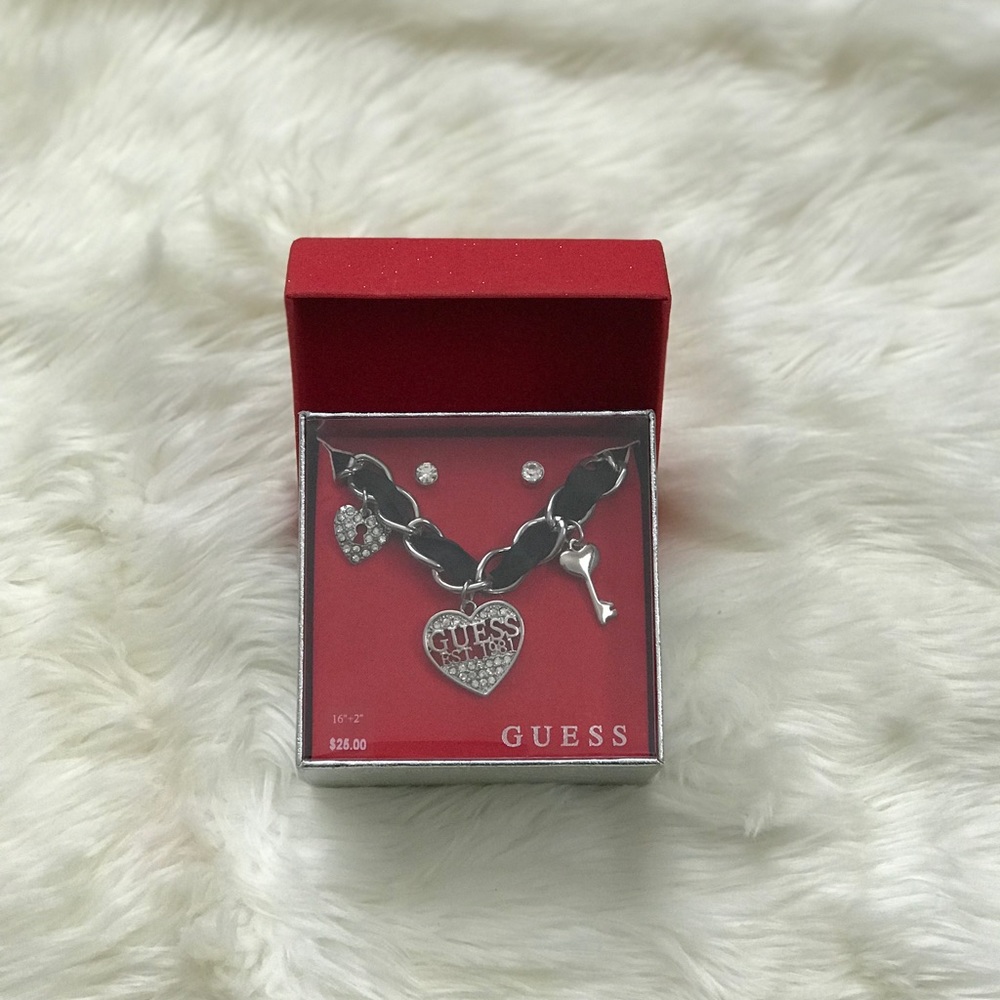 Guess Necklace And Earrings Set